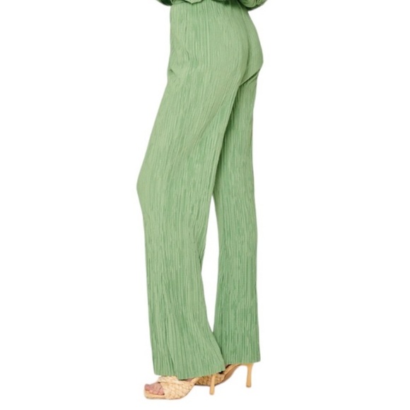 ⚪️ Storets / Maria Flared Leg Plisse Pants S/M - Picture 1 of 10